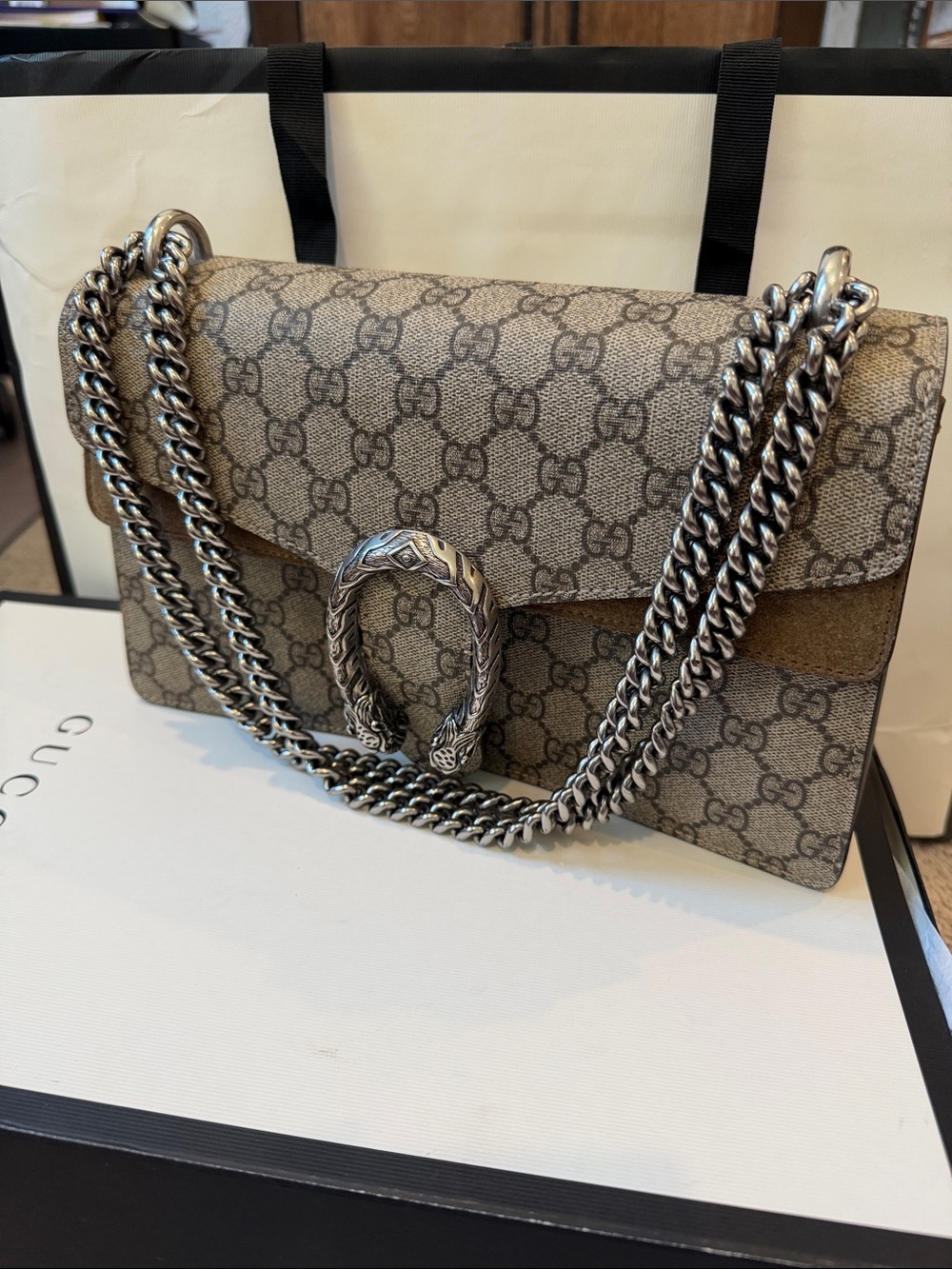 Gucci GG Supreme Beige Small Dionysus Shoulder Bag
